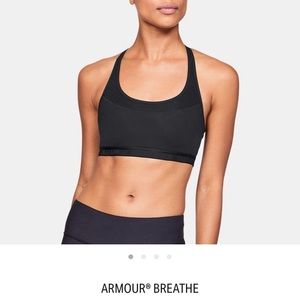 🖤Under Armour Breathe Sports Bra🖤